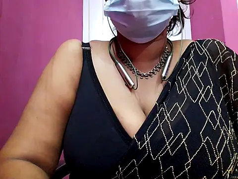 Snapshot of Tamilsathya2024 chatting on 02.16.25 Tamilsathya2024 online show from 02.16.25