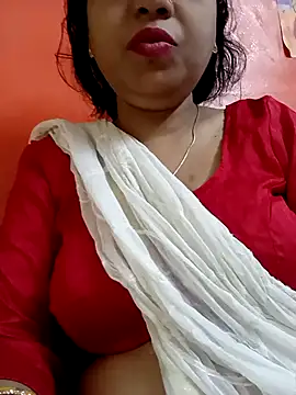 Snapshot of sunita-doll chatting on 10.06.25 sunita-doll online show from 10.06.25