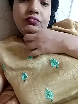 Snapshot of sunita-doll chatting on 11.30.25 sunita-doll online show from 11.30.25