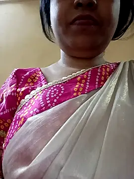 Snapshot of sunita-doll chatting on 01.08.26 sunita-doll online show from 01.08.26