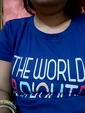 Snapshot of sunita-doll chatting on 02.24.26 sunita-doll online show from 02.24.26