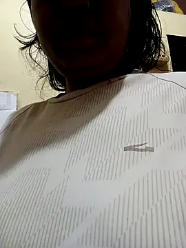 Snapshot of sunita-doll chatting on 02.26.26 sunita-doll online show from 02.26.26