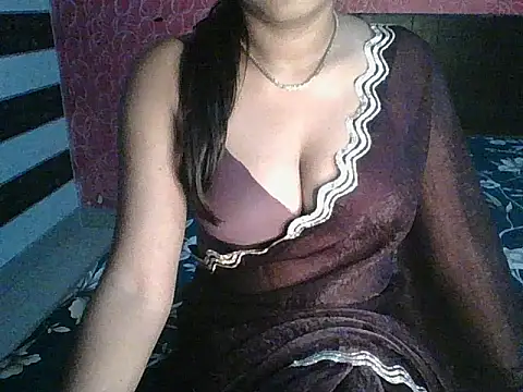 hot  surbhi online show from 10.31.25