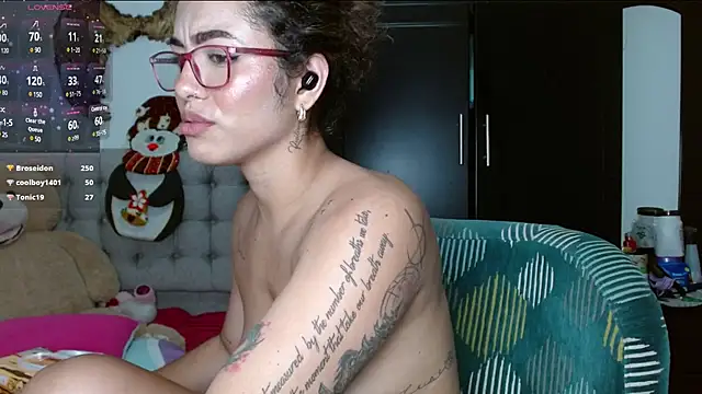 Snapshot of Sexy_Lia_ chatting on 01.20.25 Sexy Lia online show from 01.20.25