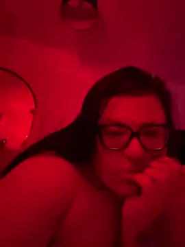 StrawberrySexx online show from 12.17.24