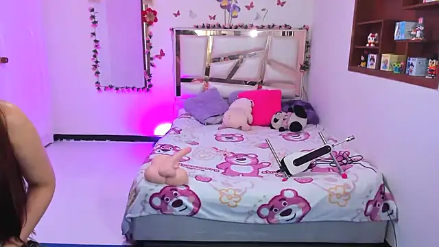 perlabeautiful online show from 11.22.25