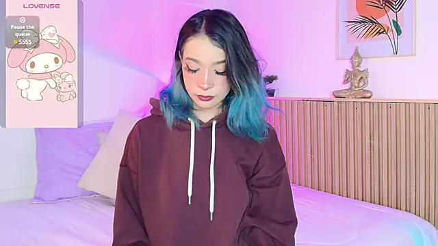 EmmaJhonnsson online show from 02.22.25