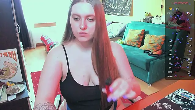 Alice Dreamgirl  online show from 02.21.26