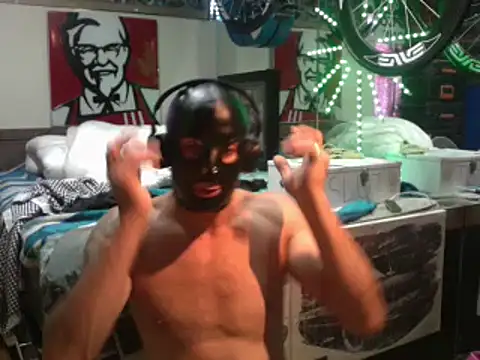 Snapshot of kinkycdslutsv chatting on 03.06.25 kinkycdslutsv online show from 03.06.25