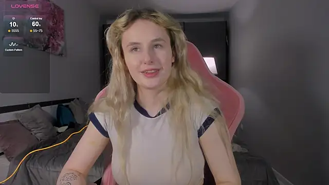 Molly Toads online show from 01.21.25