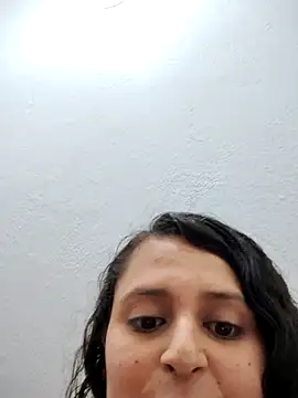 Miss balloonsmila online show from 12.20.24