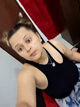 Miss balloonsmila online show from 12.30.24