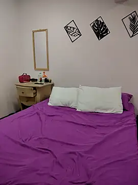 Miss balloonsmila online show from 02.19.25