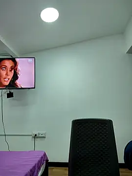 Miss balloonsmila online show from 11.07.25