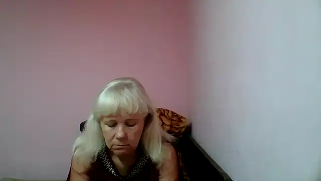 sakura blonde online show from 02.11.25