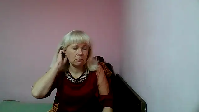 sakura blonde online show from 02.20.25