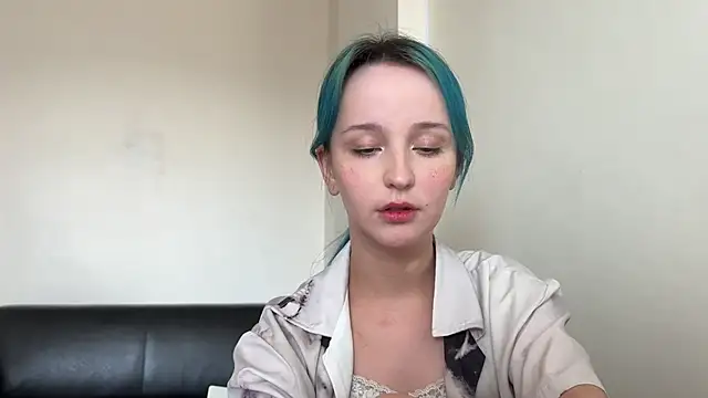 bumble bee online show from 12.31.24