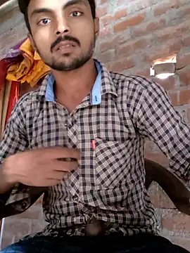 Snapshot of Suraj223kumar chatting on 09.10.25 Suraj223kumar online show from 09.10.25