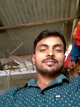 Snapshot of Suraj223kumar chatting on 09.15.25 Suraj223kumar online show from 09.15.25