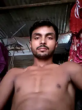 Snapshot of Suraj223kumar chatting on 09.18.25 Suraj223kumar online show from 09.18.25