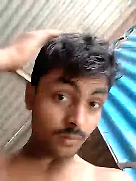 Snapshot of Suraj223kumar chatting on 09.22.25 Suraj223kumar online show from 09.22.25
