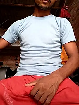 Snapshot of Suraj223kumar chatting on 09.28.25 Suraj223kumar online show from 09.28.25