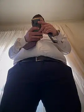 SecretlyDD online show from 02.20.25