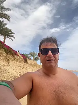 SecretlyDD online show from 02.26.25