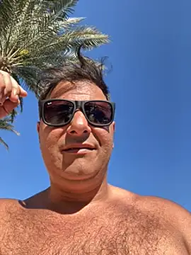 SecretlyDD online show from 03.01.25