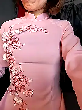 Lucy limon online show from 03.05.26