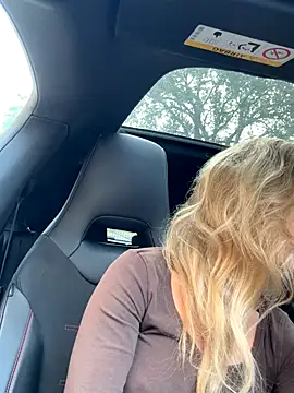 Emmy frenchie online show from 10.09.25