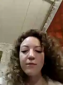 Snapshot of KattyLuuu chatting on 12.29.24 KattyLuuu online show from 12.29.24