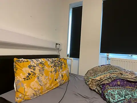 LavenderBuxton online show from 02.04.25