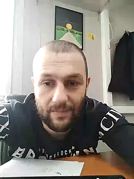 Snapshot of boyseduction chatting on 12.20.24 boyseduction online show from 12.20.24