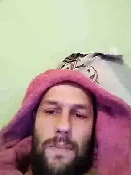 Snapshot of boyseduction chatting on 12.25.24 boyseduction online show from 12.25.24