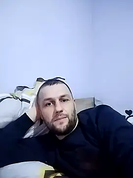 Snapshot of boyseduction chatting on 01.21.25 boyseduction online show from 01.21.25