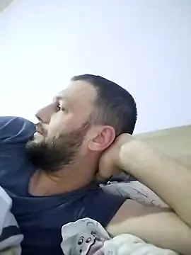 Snapshot of boyseduction chatting on 02.01.25 boyseduction online show from 02.01.25