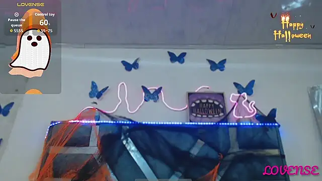 Roxan Fox- online show from 10.28.25