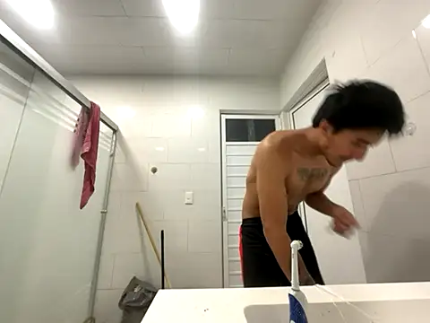 GIOOOO568 online show from 10.22.25