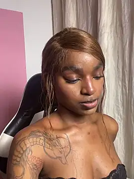 Zizi-campbel online show from 09.18.25