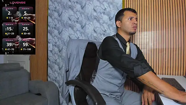 Hideintheoffice online show from 11.25.25