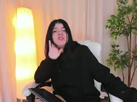 Maddy bennet online show from 03.12.25