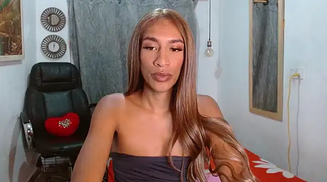 Dannacamilsaenz online show from 01.29.25