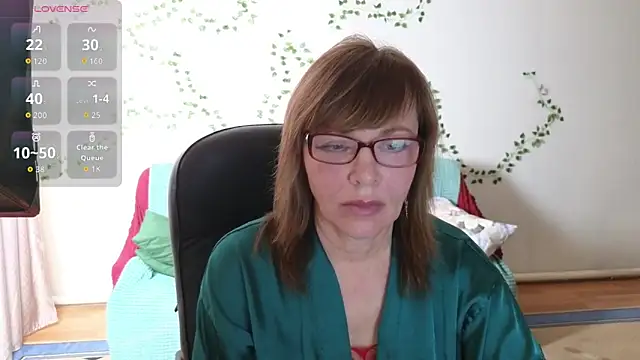 Miss Moren online show from 04.05.26