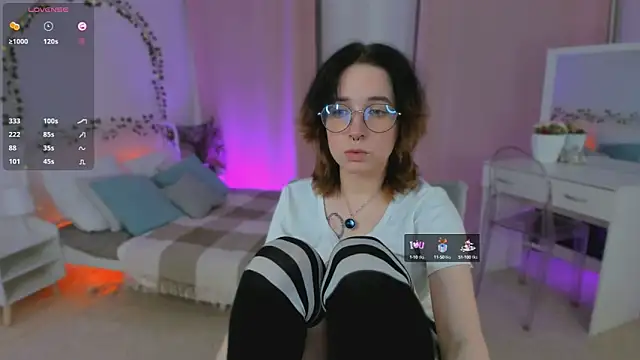 Snapshot of lilithlunna chatting on 03.19.25 lilithlunna online show from 03.19.25