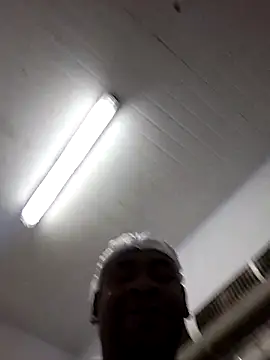 Snapshot of lucasquirao1234 chatting on 10.12.25 lucasquirao1234 online show from 10.12.25