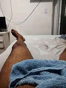 Snapshot of lucasquirao1234 chatting on 10.16.25 lucasquirao1234 online show from 10.16.25