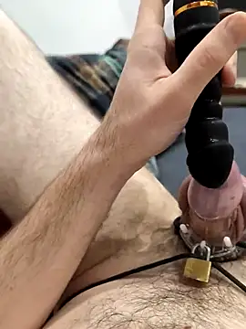 Snapshot of LeoSubLifestyle4You chatting on 03.04.25 LeoSubLifestyle4You online show from 03.04.25