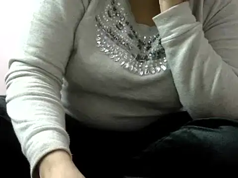 Housewife12 online show from 01.04.25