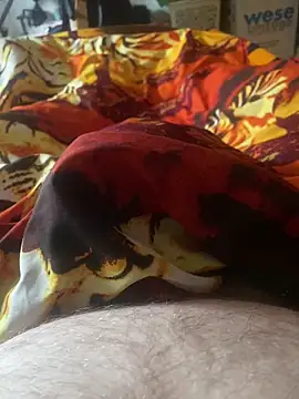 Snapshot of makedaddyhappy6 chatting on 12.18.25 makedaddyhappy6 online show from 12.18.25